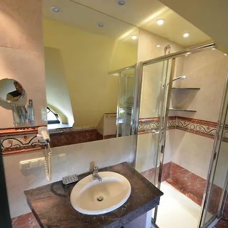 Reethaeuser 29 Fam Kroening *